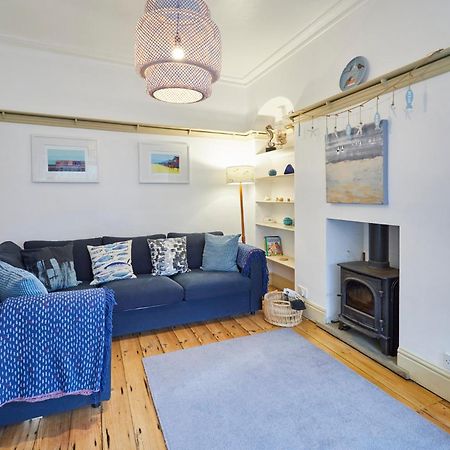 Host & Stay - Beachside Cottage Sandsend Bagian luar foto